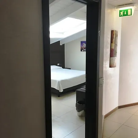 Residenza S.event بيت ضيافة 4*